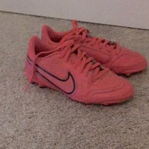 Kids soccer cleats PINK NIKE